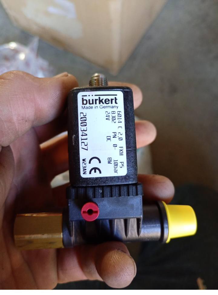 VALVULA SOLENOIDE BURKERT 24V (bajo pedido · entrega ~30 días) — referencia FR-00072